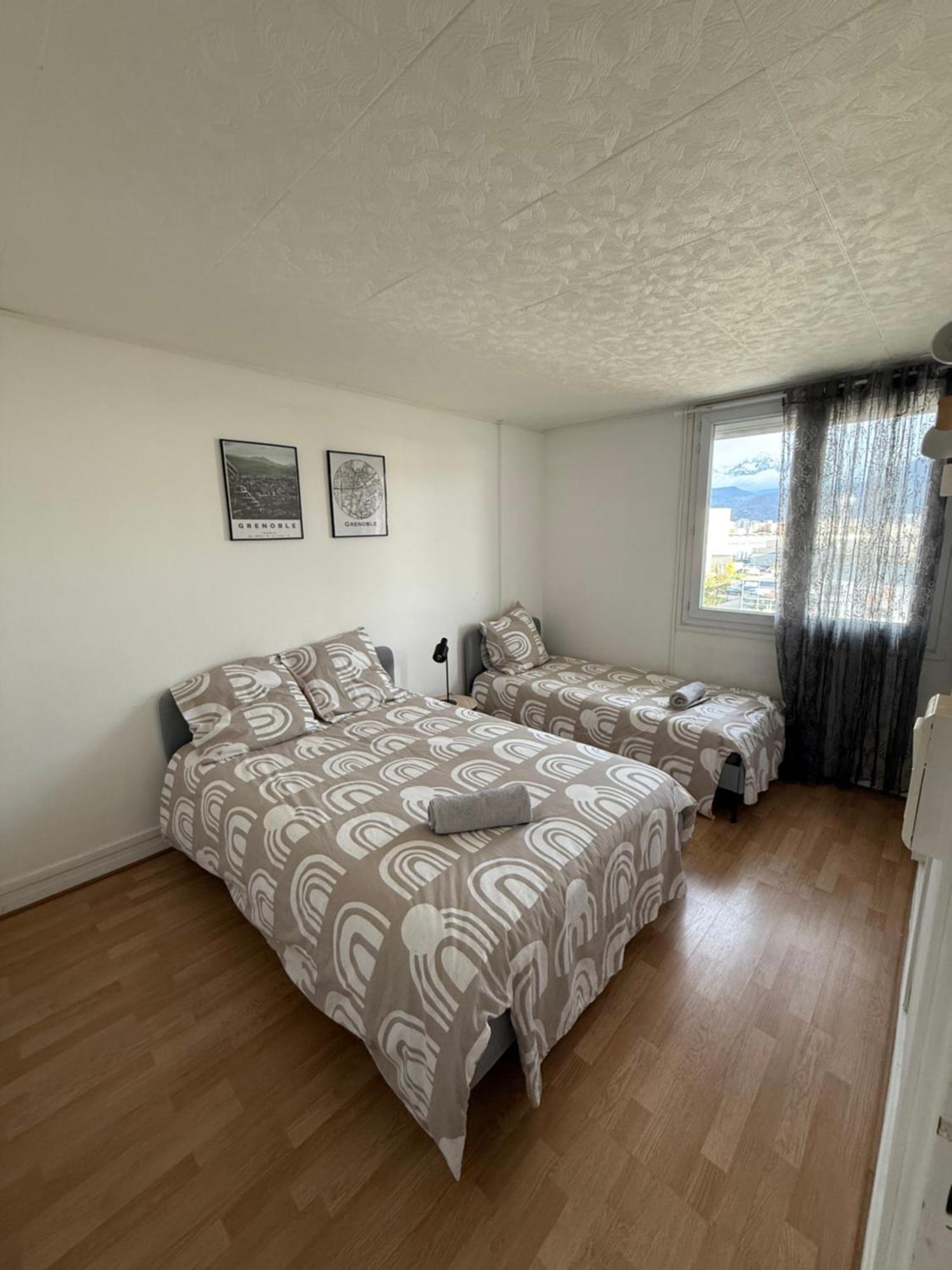 Appartement Superbe Duplex Avec Parking Gratuit *