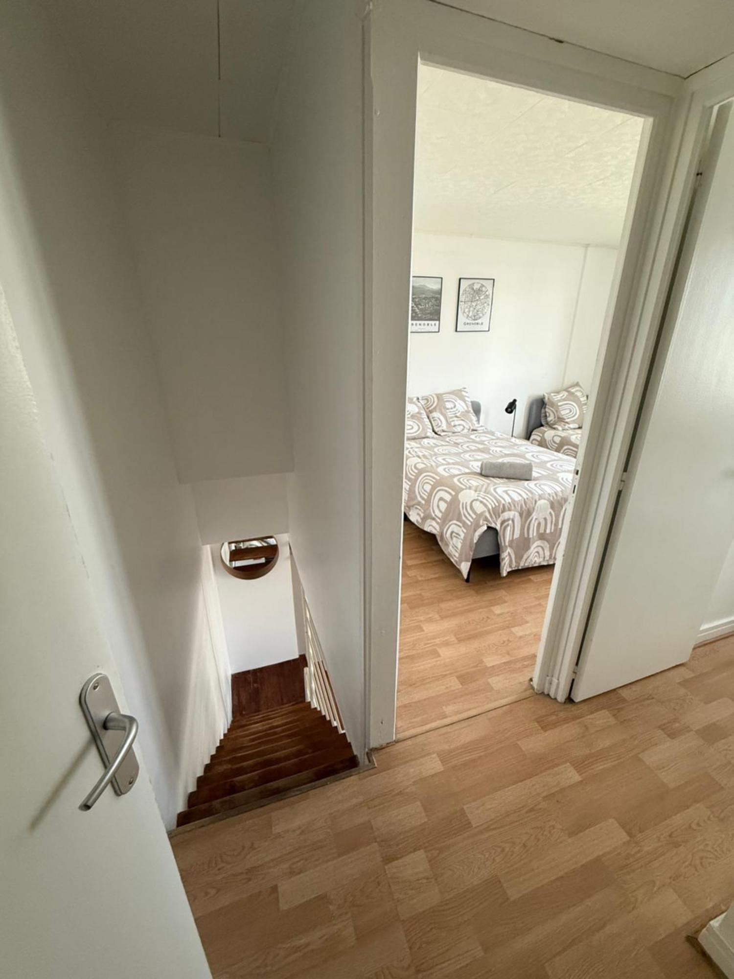 Superbe Duplex Avec Parking Gratuit Appartement Grenoble