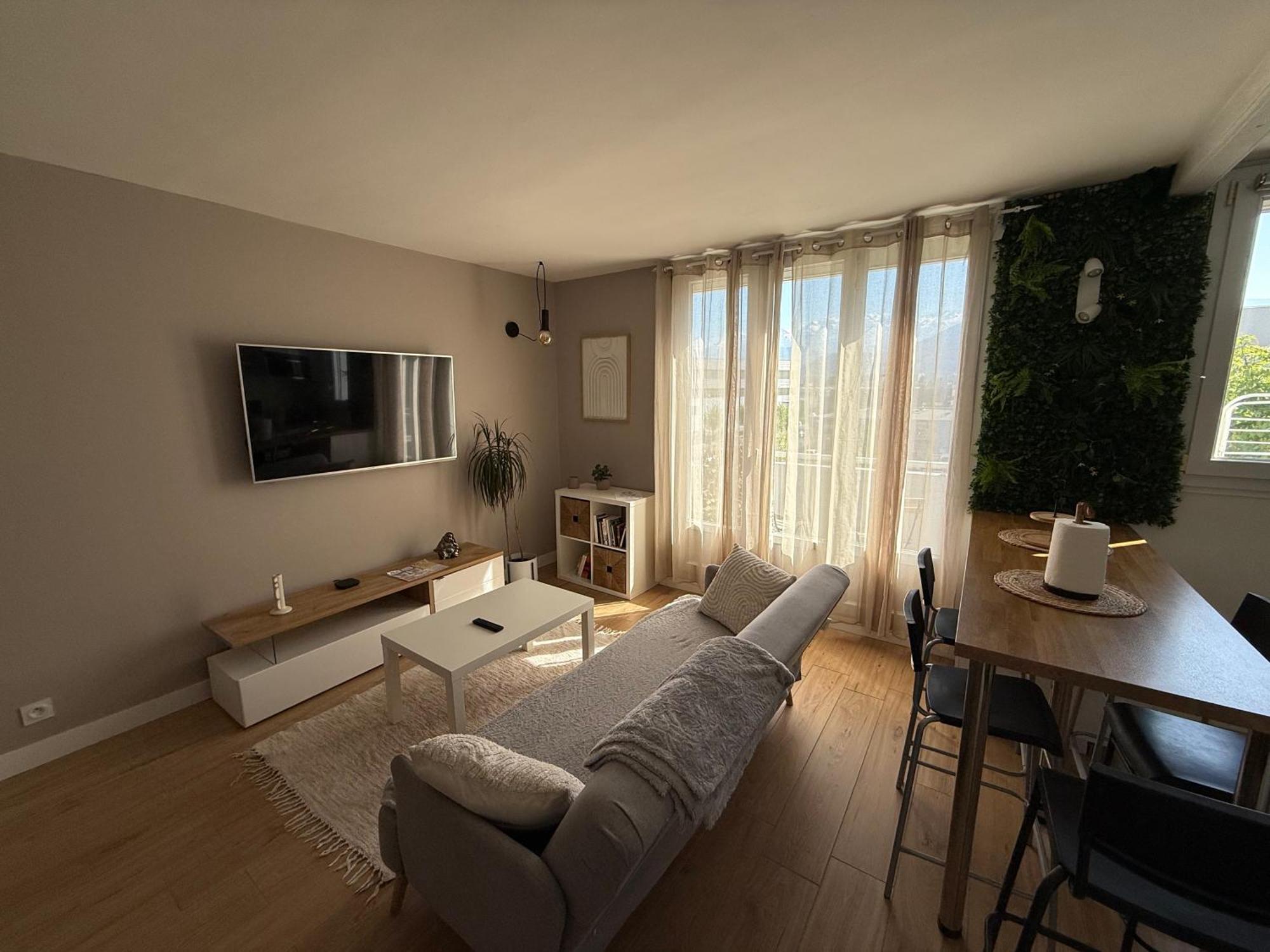 Apartment Superbe Duplex Avec Parking Gratuit *